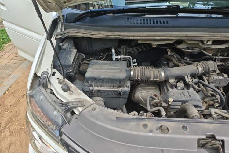 Used FORTHING Lingzhi 2019 M5 1.6L 7-Seater Exclusive Model China VI Standard Engine Bay Right