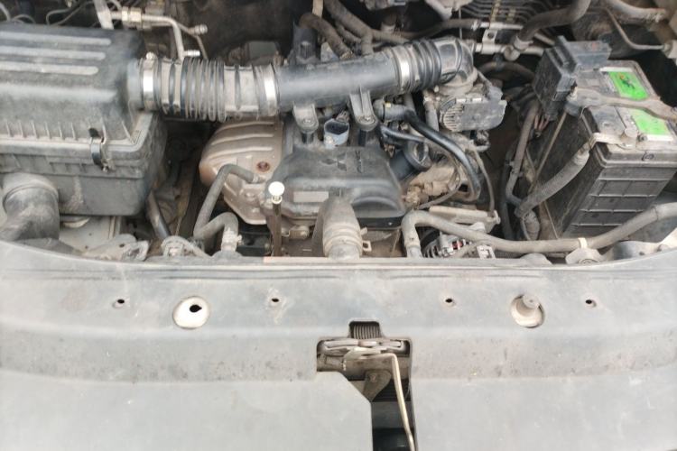 Used FORTHING Lingzhi 2019 M5L 1.6L 7-Seater Standard Model China VI Engine Bay