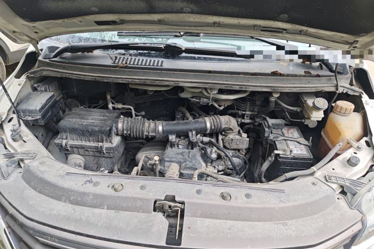 Used FORTHING Lingzhi 2019 M5L 1.6L 7-Seater Standard Model China VI Engine Bay