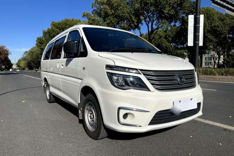 Used FORTHING Lingzhi 2019 M5L 1.6L 7-Seater Base Model China VI Standard Exterior 2