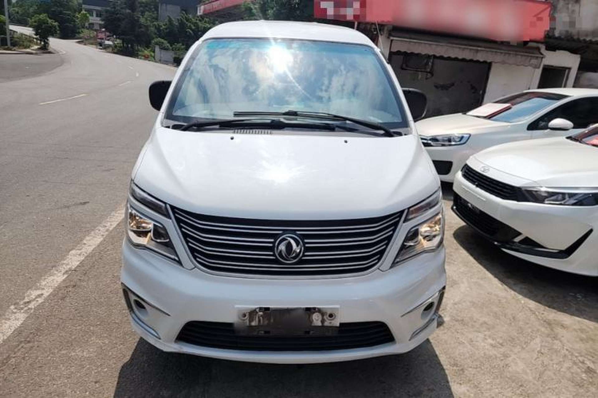 Used FORTHING Lingzhi 2019 M5L 2.0L 7-Seater Comfort Model Front