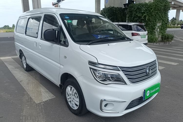 Used FORTHING Lingzhi 2019 M5L 1.6L 7-Seater Base Model China VI Standard Front Right 45 Deg