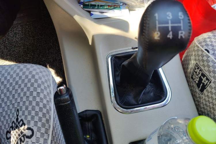 Used FORTHING Lingzhi 2019 V3 1.6L 2-Seat Standard Model China VI Gear Lever