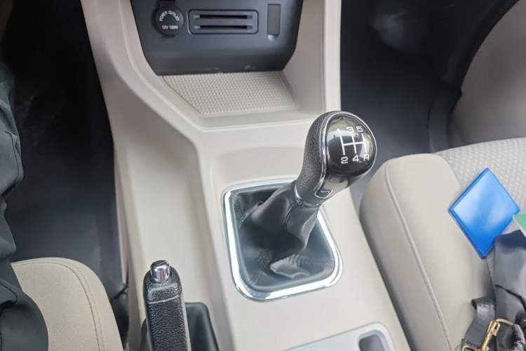Used FORTHING Lingzhi 2019 V3 1.6L 2-Seat Standard Model China VI Gear Lever