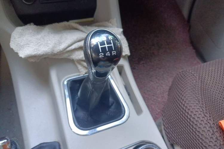 Used FORTHING Lingzhi 2019 Facelifted M5L 1.6L 9-Seater Comfort Model China VI Standard Gear Lever
