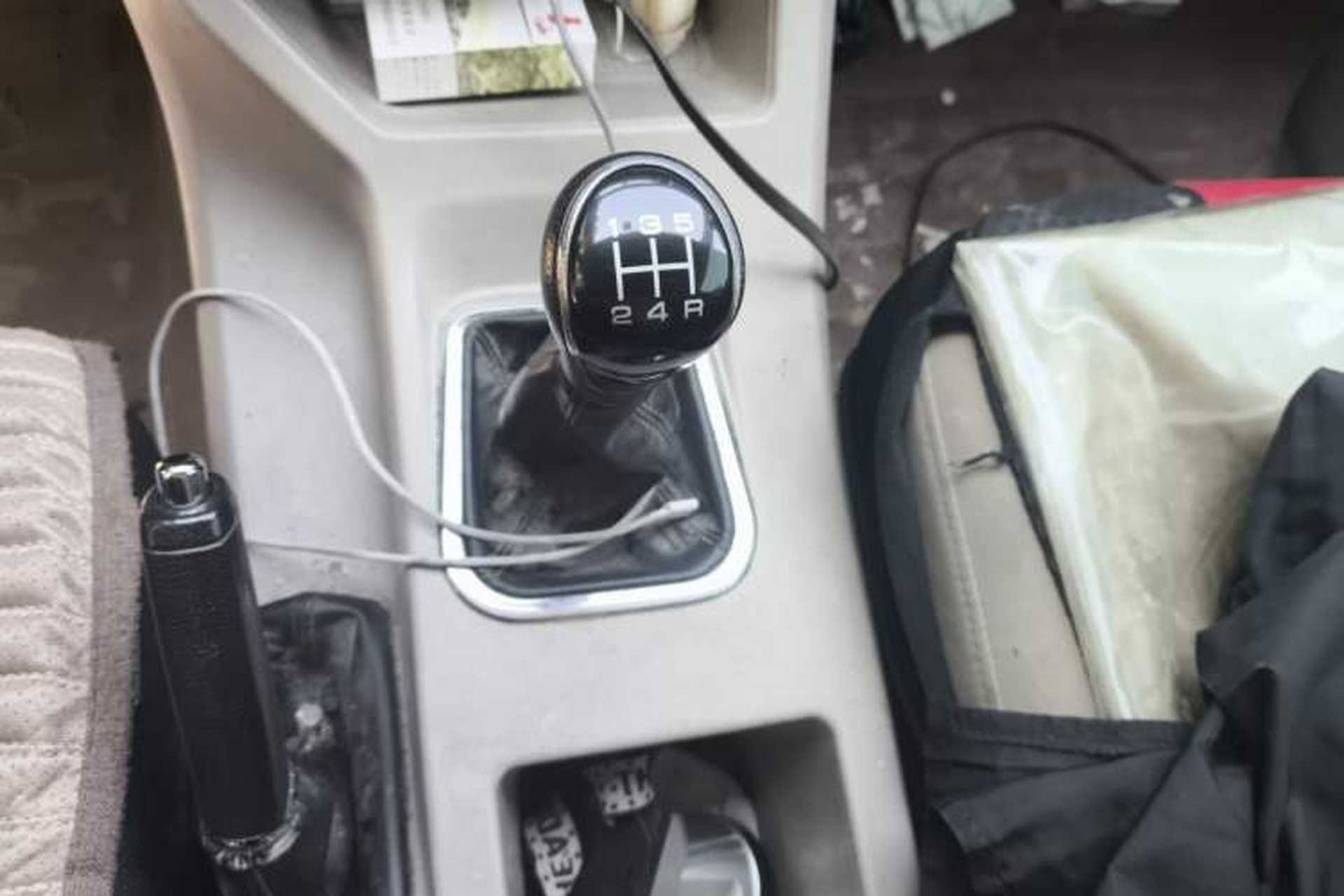 Used FORTHING Lingzhi 2019 V3 1.6L 2-Seat Standard Model China VI Gear Lever