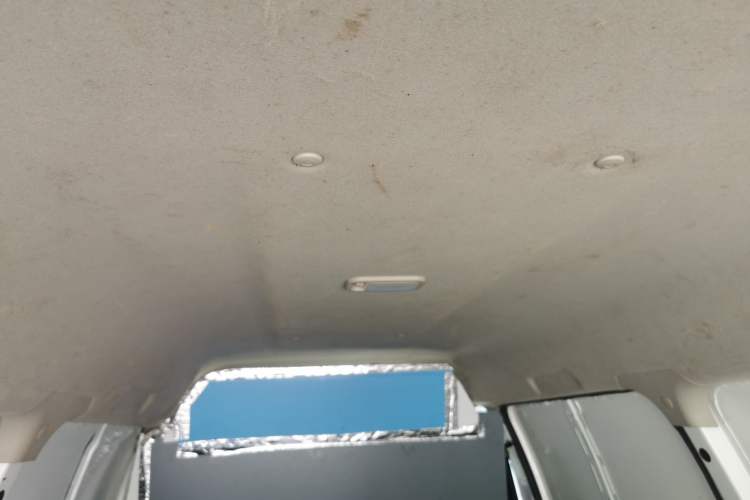 Used FORTHING Lingzhi 2019 V3 1.6L 2-Seat Standard Model China VI Headliner