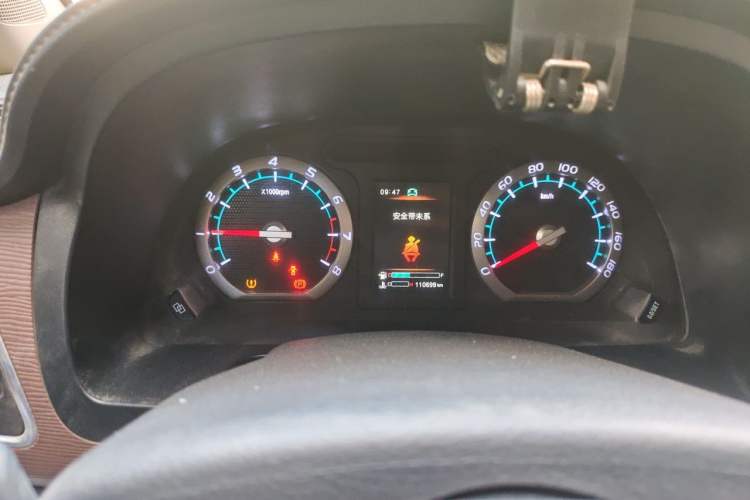 Used FORTHING Lingzhi 2019 M5 1.6L 7-Seater Exclusive Model China VI Standard Instrument Cluster