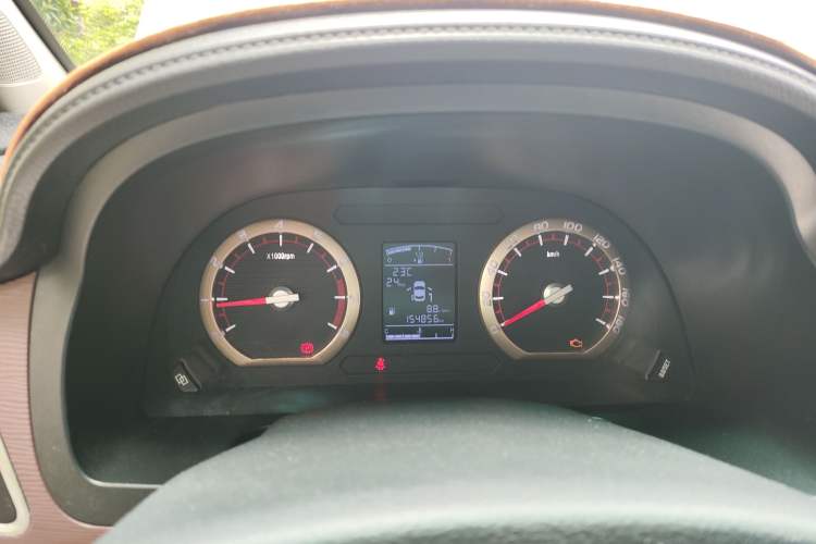 Used FORTHING Lingzhi 2019 M5L 1.6L 7-Seater Luxury Model China VI Standard Instrument Cluster