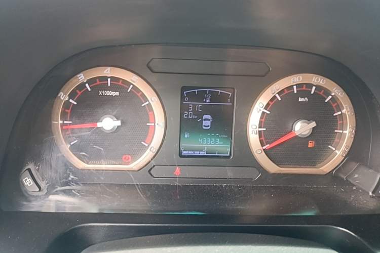 Used FORTHING Lingzhi 2019 M5L 1.6L 7-Seater Base Model China VI Standard Instrument Cluster