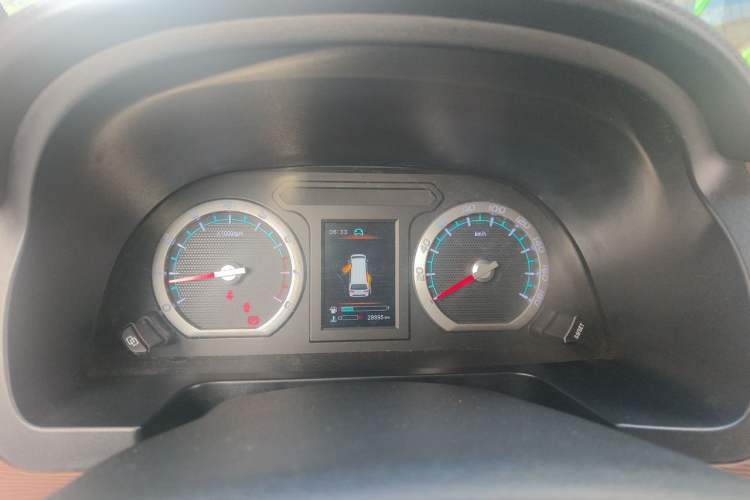 Used FORTHING Lingzhi 2019 M5L 1.6L 7-Seater Luxury Model China VI Standard Instrument Cluster