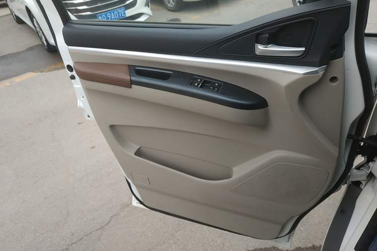 Used FORTHING Lingzhi 2019 V3 1.6L 2-Seat Logistics Version Interior 4
