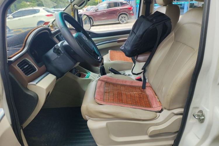 Used FORTHING Lingzhi 2019 M5L 1.6L 7-Seater Luxury Model China VI Standard Left Front Seat