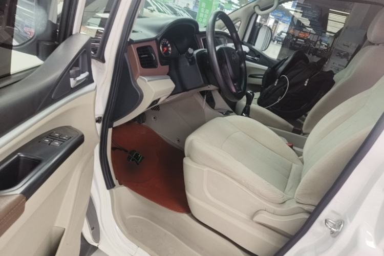Used FORTHING Lingzhi 2019 M5L 1.6L 7-Seater Base Model China VI Standard Left Front Seat