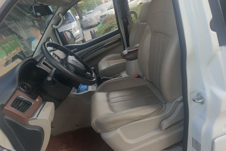 Used FORTHING Lingzhi 2019 M5L 1.6L 7-Seater Luxury Model China VI Standard Left Front Seat