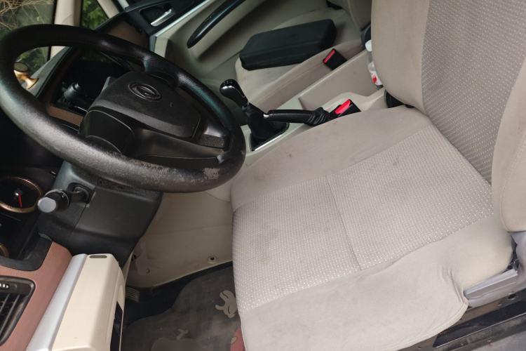 Used FORTHING Lingzhi 2019 V3 1.6L 2-Seat Standard Model China VI Left Front Seat