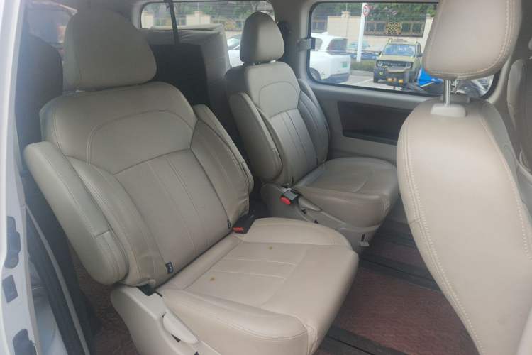 Used FORTHING Lingzhi 2019 M5L 1.6L 7-Seater Luxury Model China VI Standard Left Rear Seat