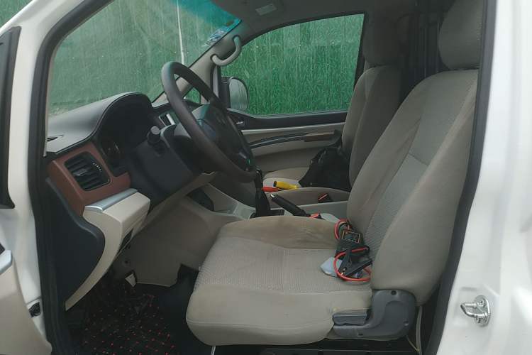 Used FORTHING Lingzhi 2019 V3 1.6L 2-Seat Logistics Version Left Rear Seat