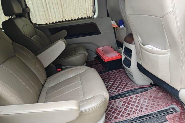 Used FORTHING Lingzhi 2019 M5L 1.6L 7-Seater Standard Model China VI Left Rear Seat