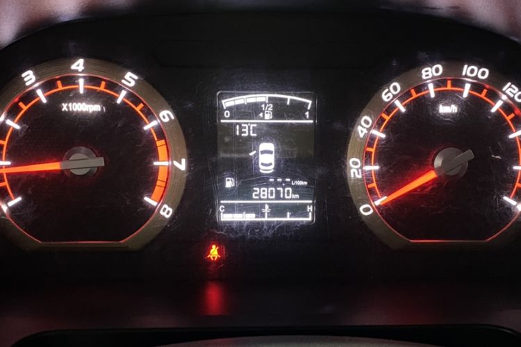 Used FORTHING Lingzhi 2019 M5L 1.6L 7-Seater Base Model China VI Standard Odometer Close Up