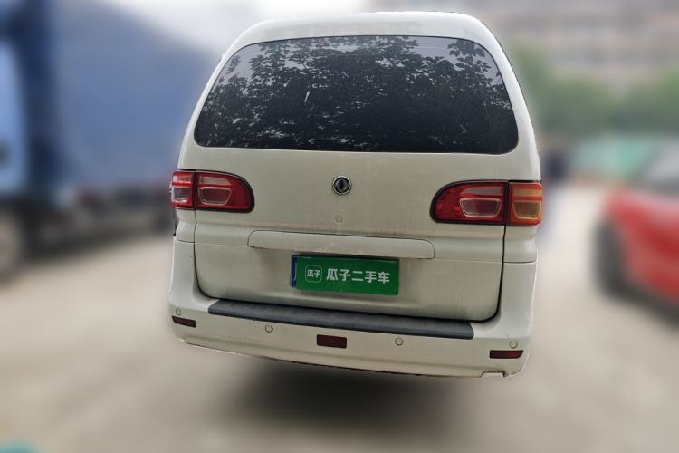 Used FORTHING Lingzhi 2019 Facelifted M5L 1.6L 9-Seater Base Model China VI Standard Rear