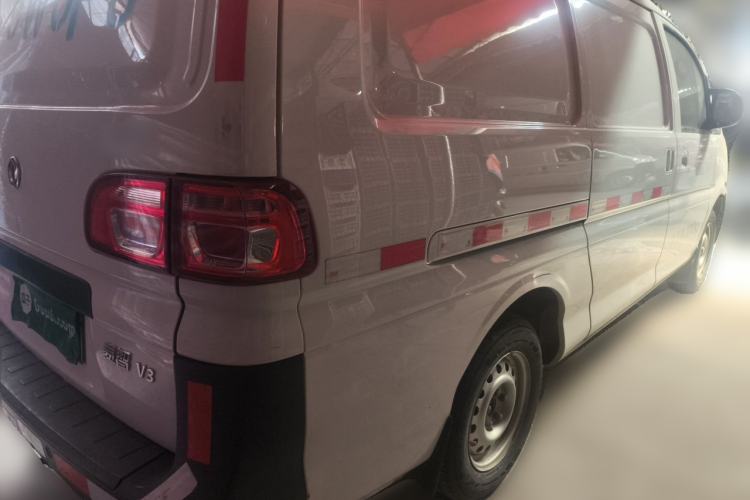 Used FORTHING Lingzhi 2019 V3 1.6L 2-Seat Standard Model China VI Rear Right 45 Deg