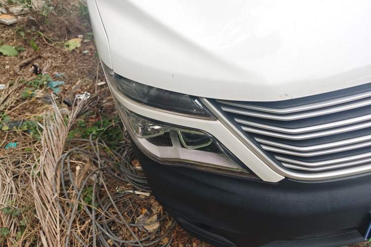 Used FORTHING Lingzhi 2019 V3 1.6L 2-Seat Standard Model China VI Right Front Headlight