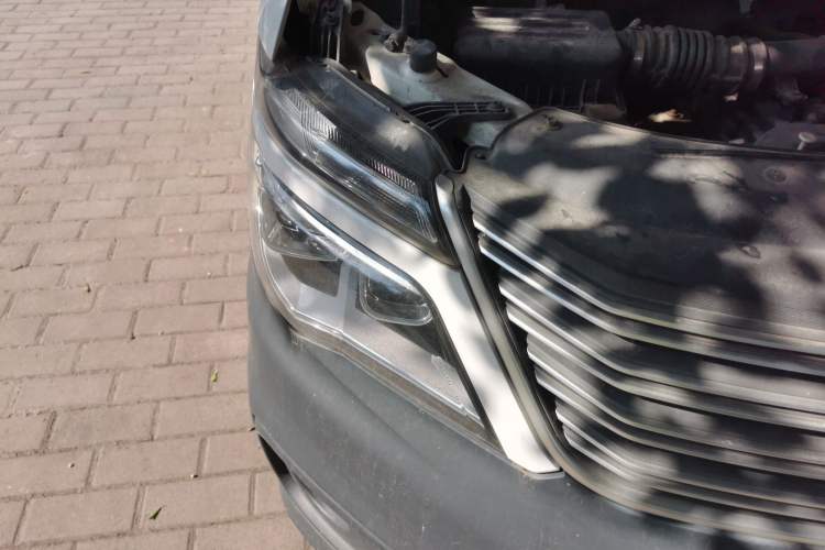 Used FORTHING Lingzhi 2019 V3 1.6L 2-Seat Standard Model China VI Right Front Headlight