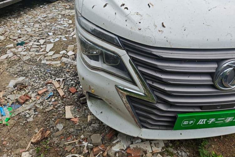 Used FORTHING Lingzhi 2019 M5L 1.6L 7-Seater Standard Model China VI Right Front Headlight
