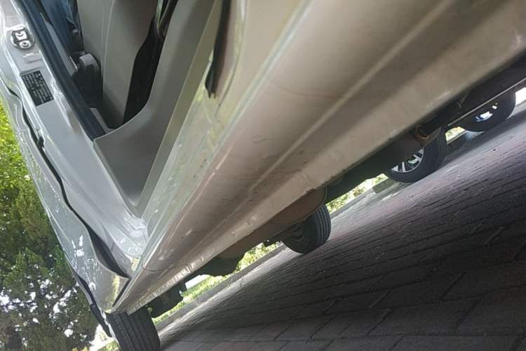 Used FORTHING Lingzhi 2019 M5L 1.6L 7-Seater Standard Model China VI Right Side Sill