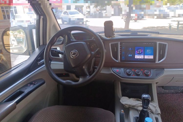 Used FORTHING Lingzhi 2019 Facelifted M5L 1.6L 9-Seater Comfort Model China VI Standard Steering Wheel