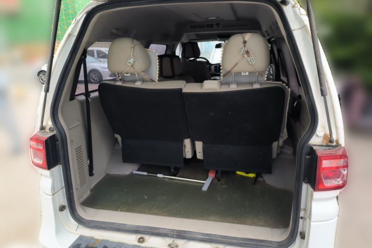 Used FORTHING Lingzhi 2019 M5L 1.6L 7-Seater Standard Model China VI Trunk