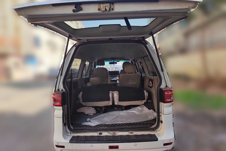 Used FORTHING Lingzhi 2019 M5L 1.6L 7-Seater Luxury Model China VI Standard Trunk