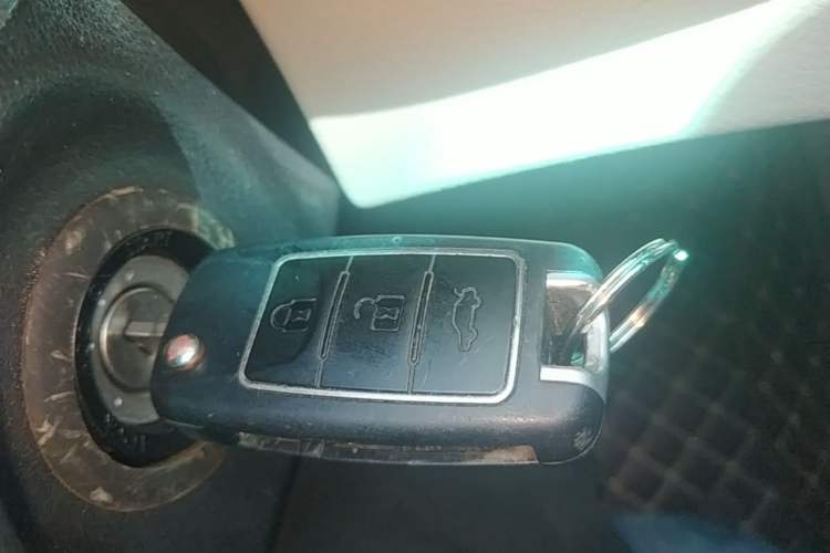 Used FORTHING Lingzhi 2019 M5L 1.6L 7-Seater Standard Model China VI Vehicle Key