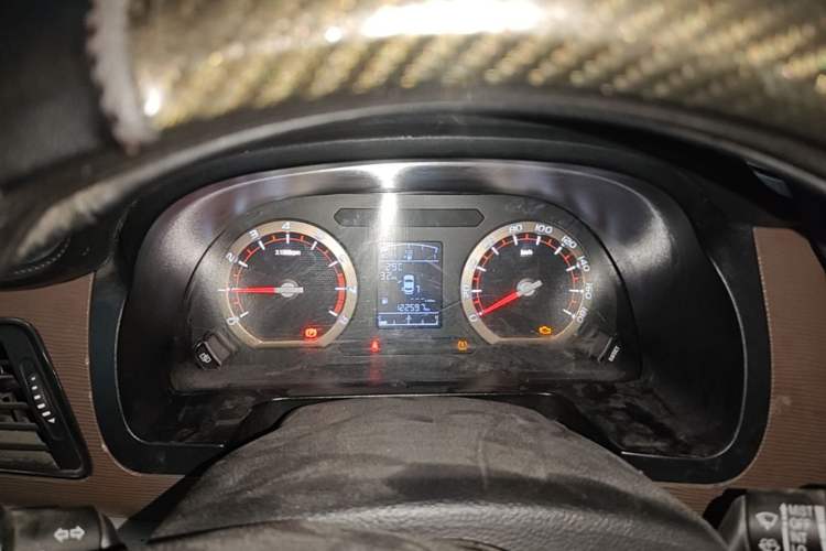Used FORTHING Lingzhi 2019 M5L 1.6L 7-Seater Exclusive Model China VI Standard Instrument Cluster