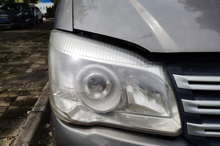 Used FORTHING Lingzhi 2019 Facelifted M3L 1.6L 7-Seater Standard Model Right Front Headlight