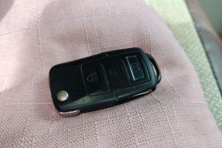 Used FORTHING Lingzhi 2019 Facelifted M3L 1.6L 7-Seater Standard Model Vehicle Key