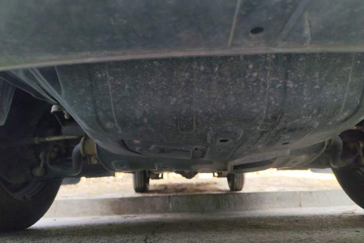 Used FORTHING Lingzhi 2020 M5L 1.6L Utility Model Chassis Front