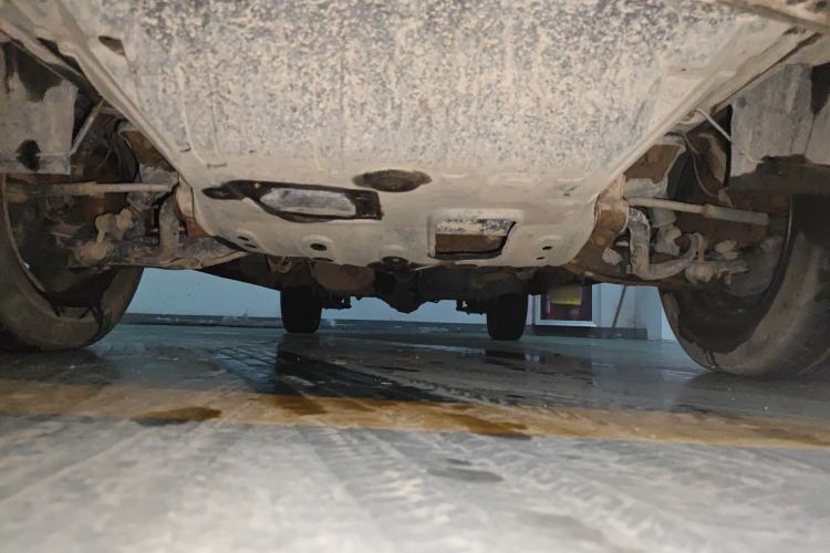 Used FORTHING Lingzhi 2020 M5 1.6L Practical Model Chassis Front