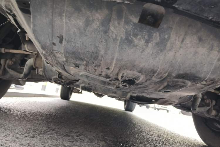 Used FORTHING Lingzhi 2020 M5L 1.6L Utility Model Chassis Front