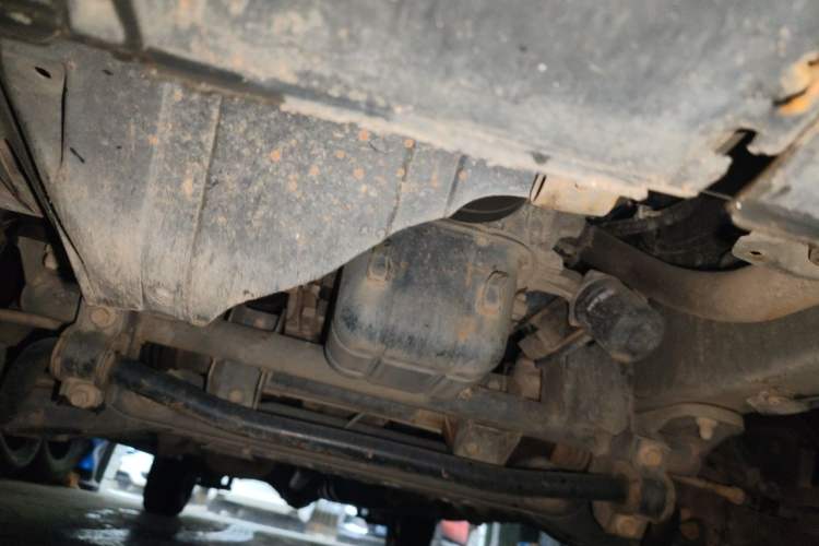 Used FORTHING Lingzhi 2020 M5 1.6L Practical Model Chassis Front