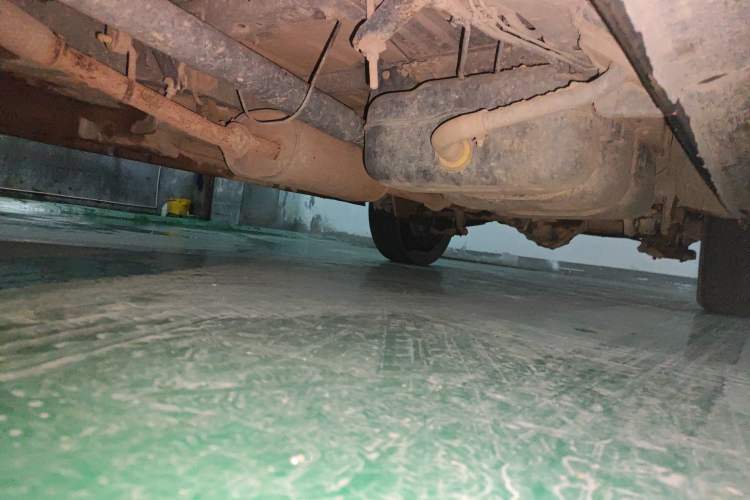 Used FORTHING Lingzhi 2020 M5 1.6L Practical Model Chassis Front Left