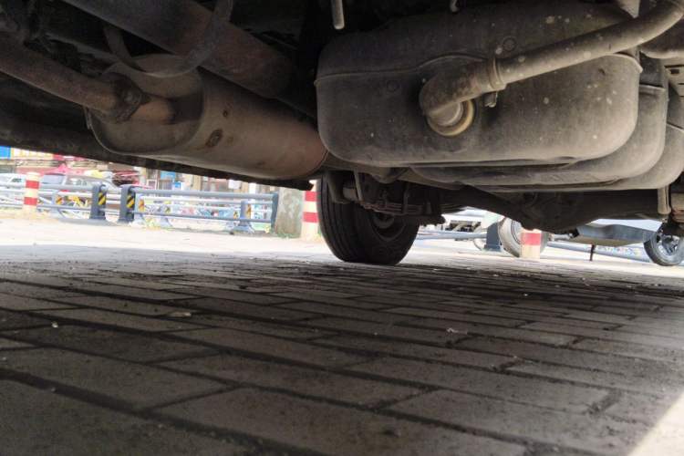Used FORTHING Lingzhi 2020 M5L 1.6L Utility Model Chassis Front Left