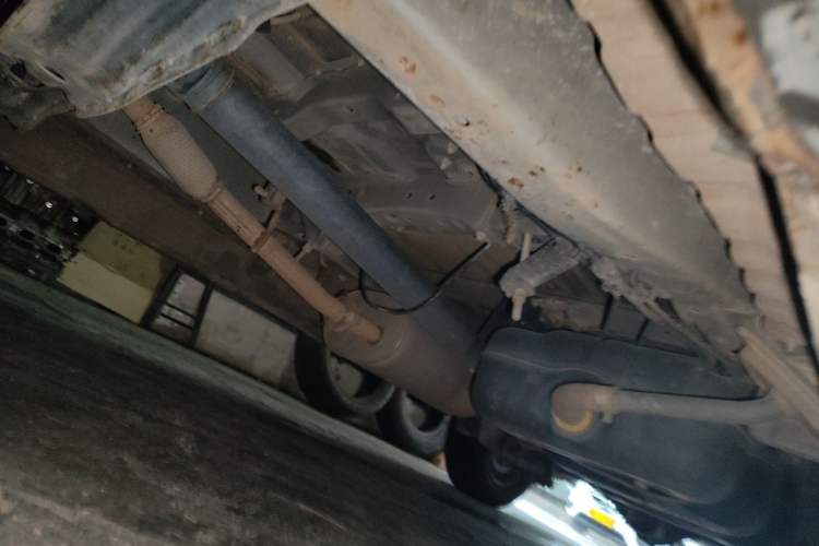 Used FORTHING Lingzhi 2020 M5 1.6L Practical Model Chassis Front Left