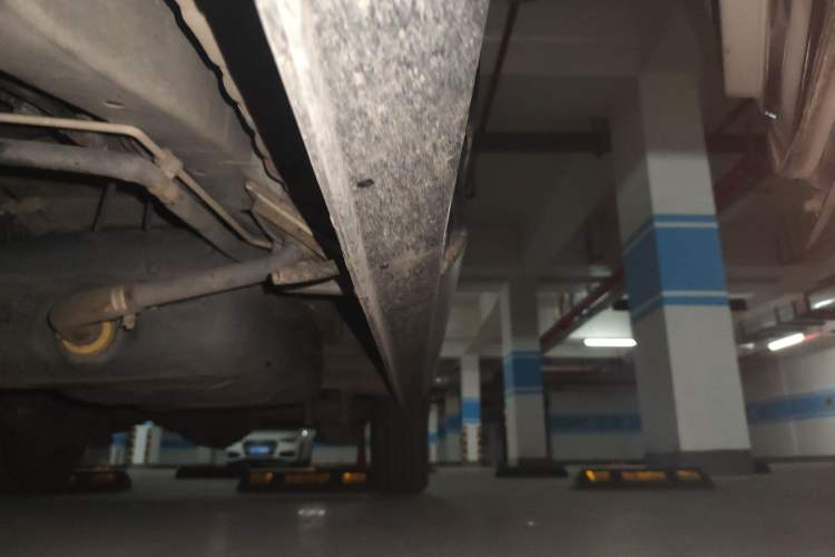 Used FORTHING Lingzhi 2020 M5L 1.6L Base Model 9 Seats Chassis Front Left