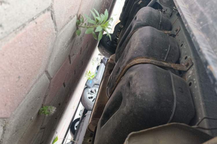 Used FORTHING Lingzhi 2020 M5L 1.6L Utility Model Chassis Rear Left