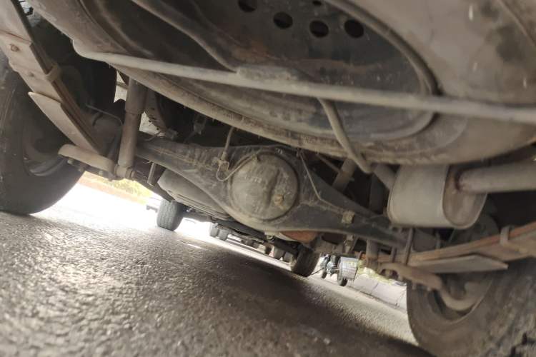 Used FORTHING Lingzhi 2020 M5 1.6L Practical Model Chassis Rear