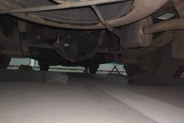 Used FORTHING Lingzhi 2020 M5L 1.6L Base Model 9 Seats Chassis Rear