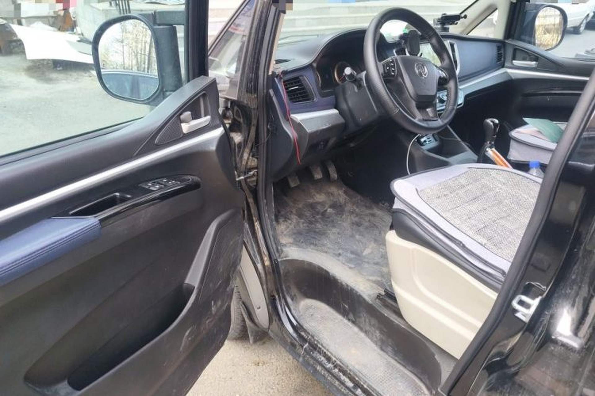 Used FORTHING Lingzhi 2020 M5L 1.6L Utility Model Driver Seat