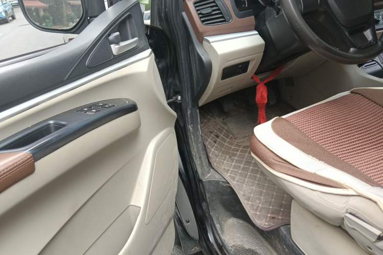 Used FORTHING Lingzhi 2020 M5L 1.6L Utility Model Driver Seat